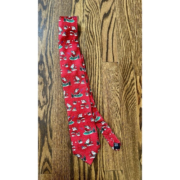 SpecialTies Hallmark Men's Red Santa Golfing Penguins Tie Holiday 100% Silk EUC - Picture 2 of 8